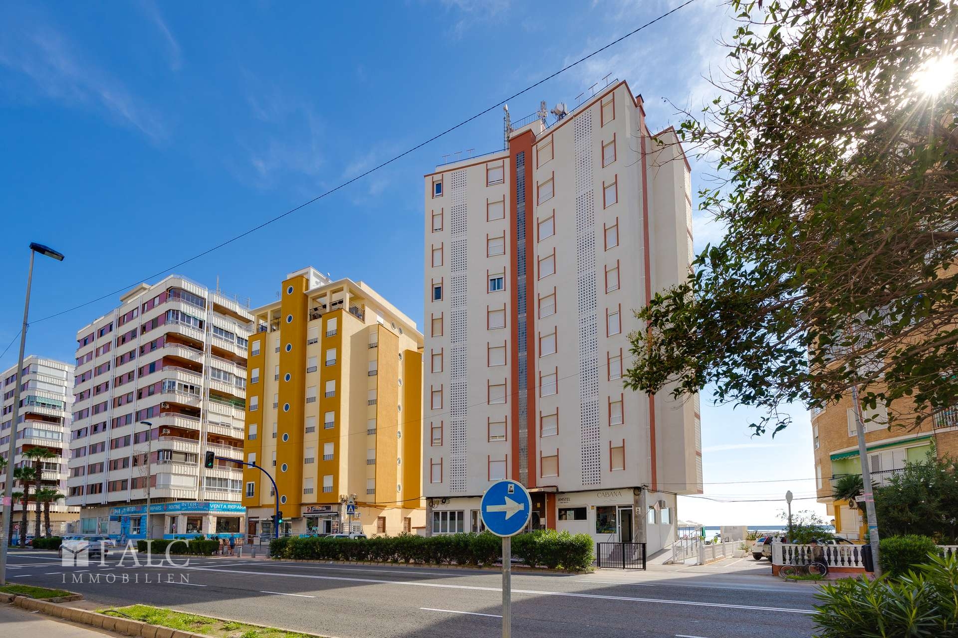 Dein Hochhaus / Your high-rise building / Tu edificio de gran altura